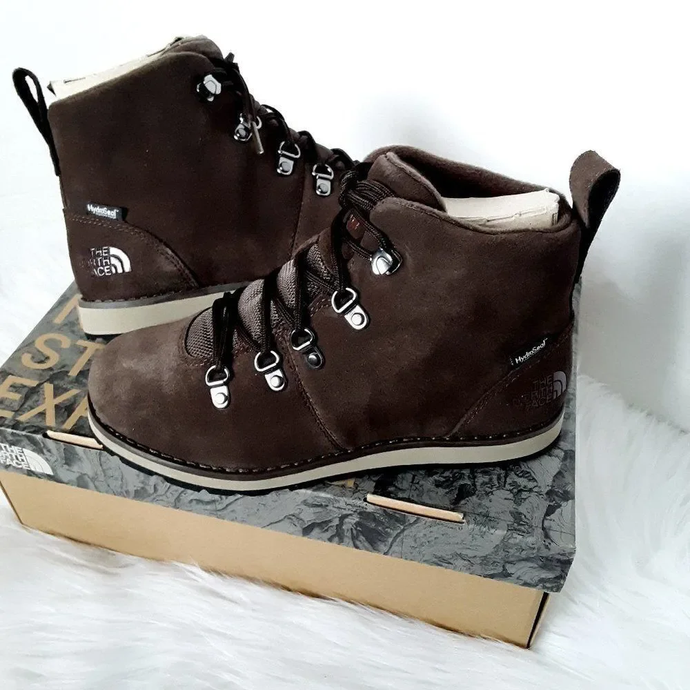 The North Face Big Boy Winter Boot size 4M